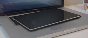 Une &eacute;ni&egrave;me photo (convaincante) de la Tablette Apple