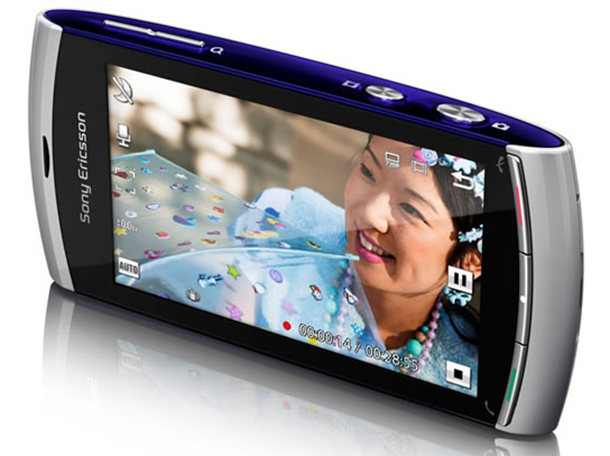 Sony Ericsson introduces its new Smartphone, the VIVAZ