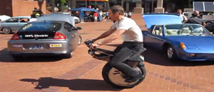 [WANT!] Ryno, une nouvelle moto de type monocycle