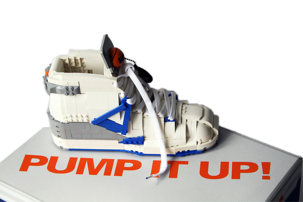 Reebok-lego-pump-2