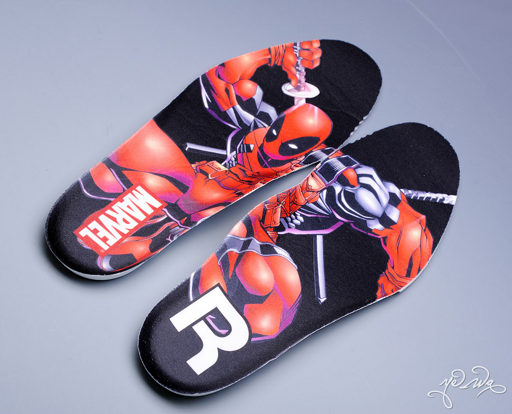 ReebokXMarvel-Deadpool-insole