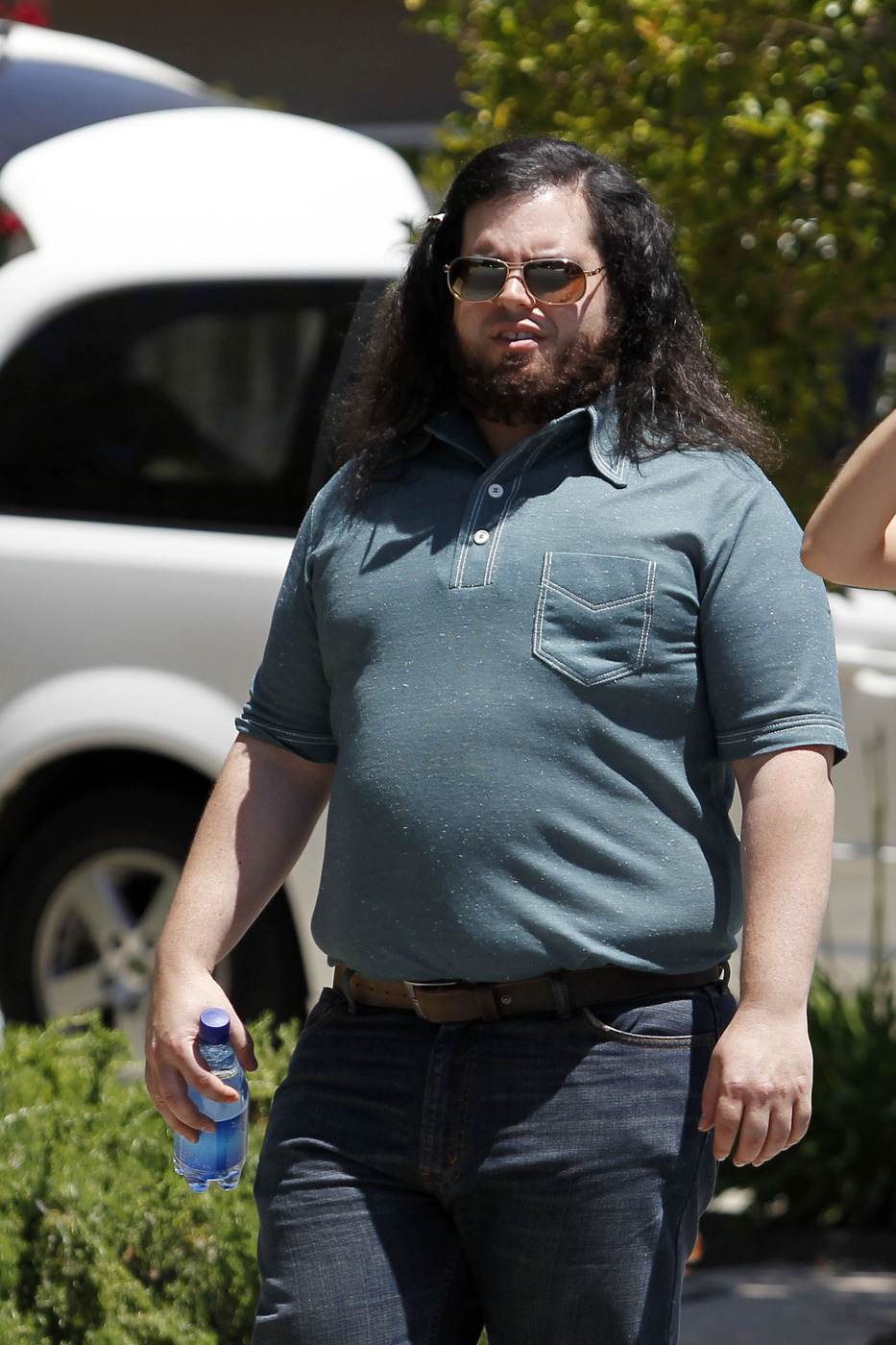 FIRST ON SET PHOTOS - Supporting actor Josh Gad is seen dressed as Steve Wozniak on the set of 