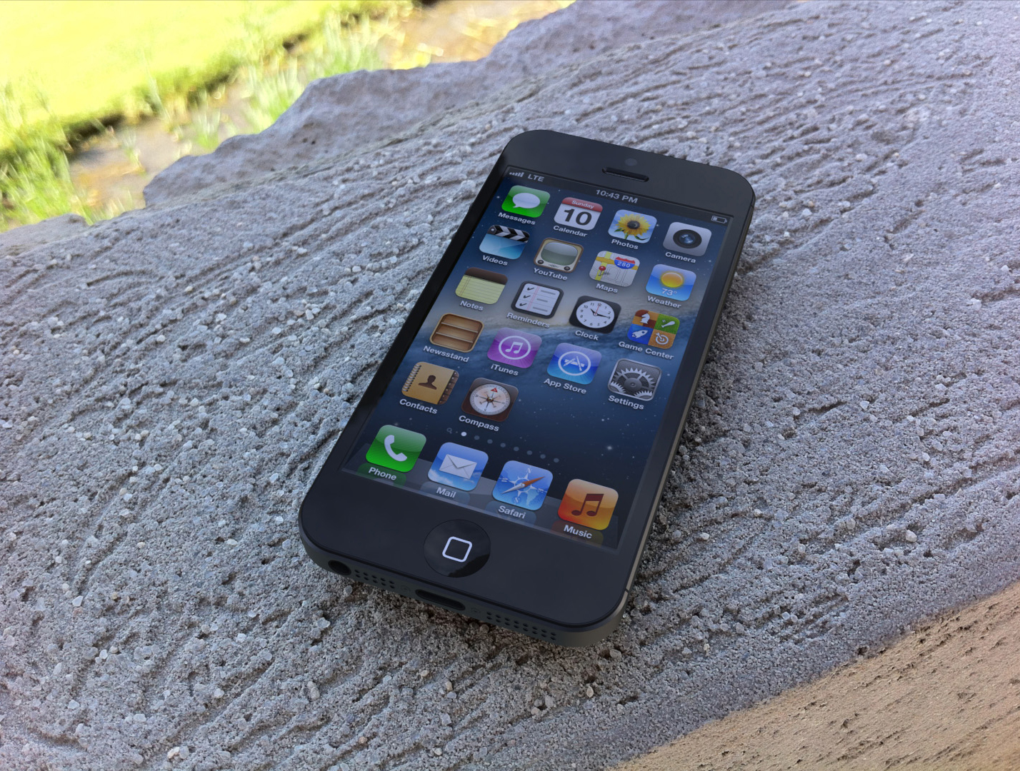 iPhone 5 Render Based on Leaked Parts
