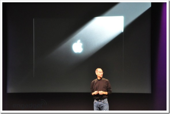 apple-laptop-event-004