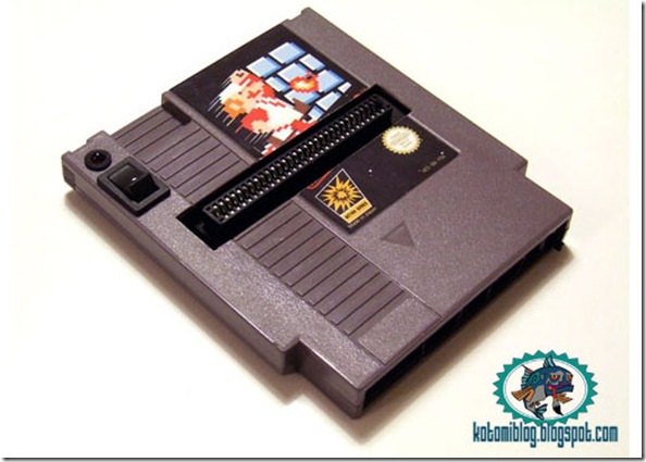 fami_cart_nes_on_cartridge