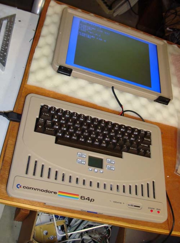 Самодельный ноутбук. Commodore 64 ноутбук. Самодельный ноутбук своими руками. Самодельный ноутбук 2022.