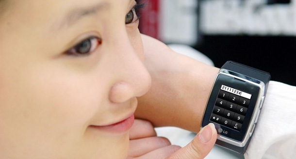 lg-touch-watchphone