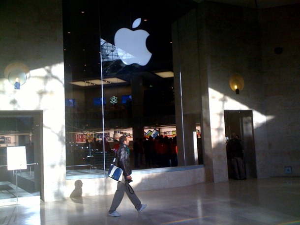 apple store louvre (3)