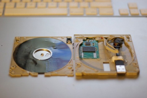 clé-usb-disquette3-544x362