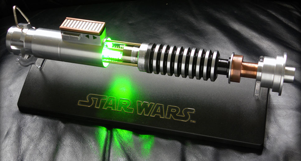 Photo de Une magnifique réplique du sabre laser de Luke Skywalker