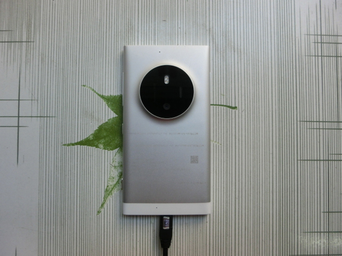 Prototype-Lumia-1030-01
